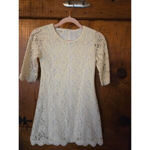 APRIL GIRL - Ivory Floral Lace 3/4 Sleeve Special Occasion Dress - Girl Size 12